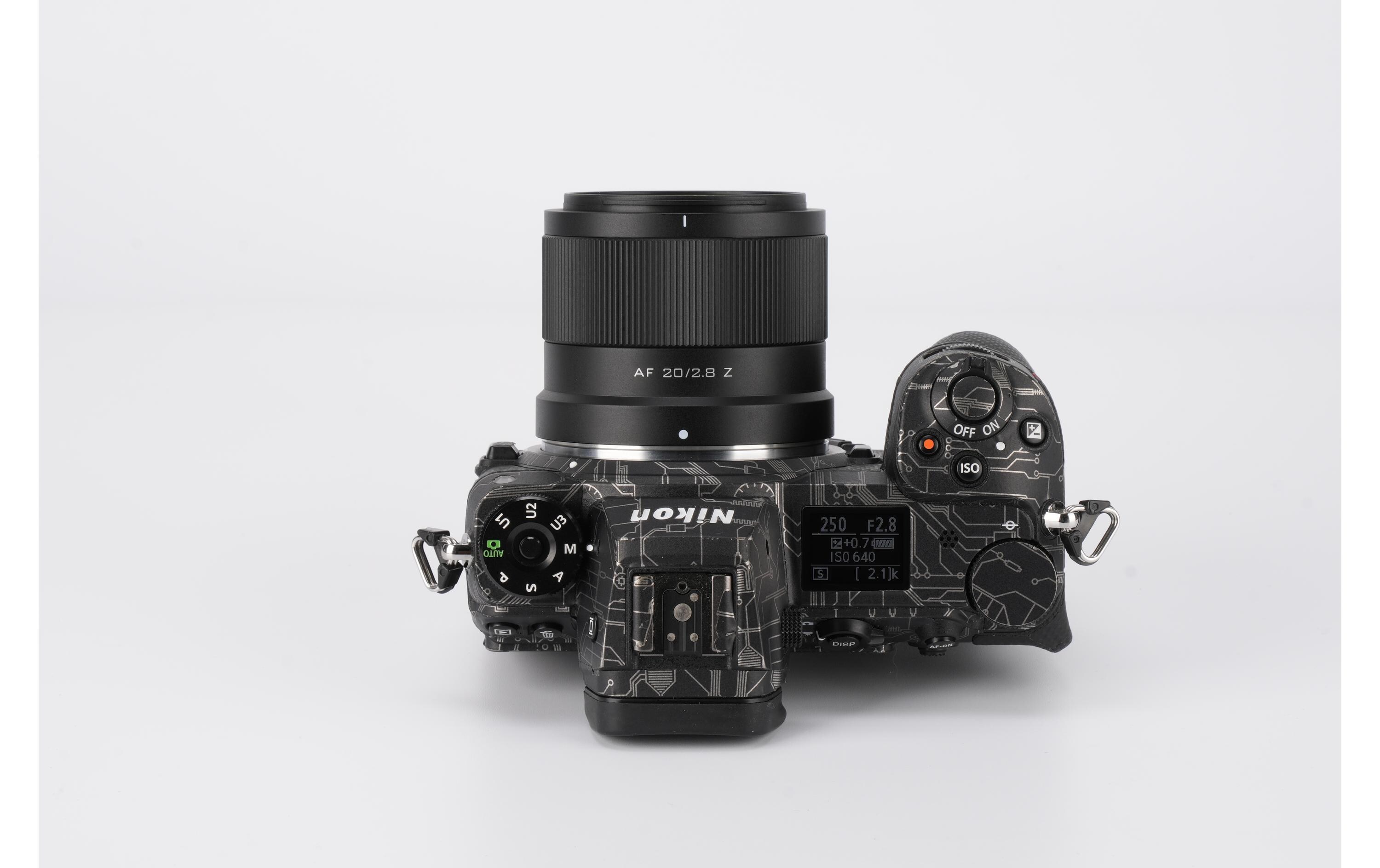 Festbrennweite AF 20mm F/2.8 – Nikon Z<br>Leichtes Autofokus-Vollformatobjektiv für Nikon Z-Mount