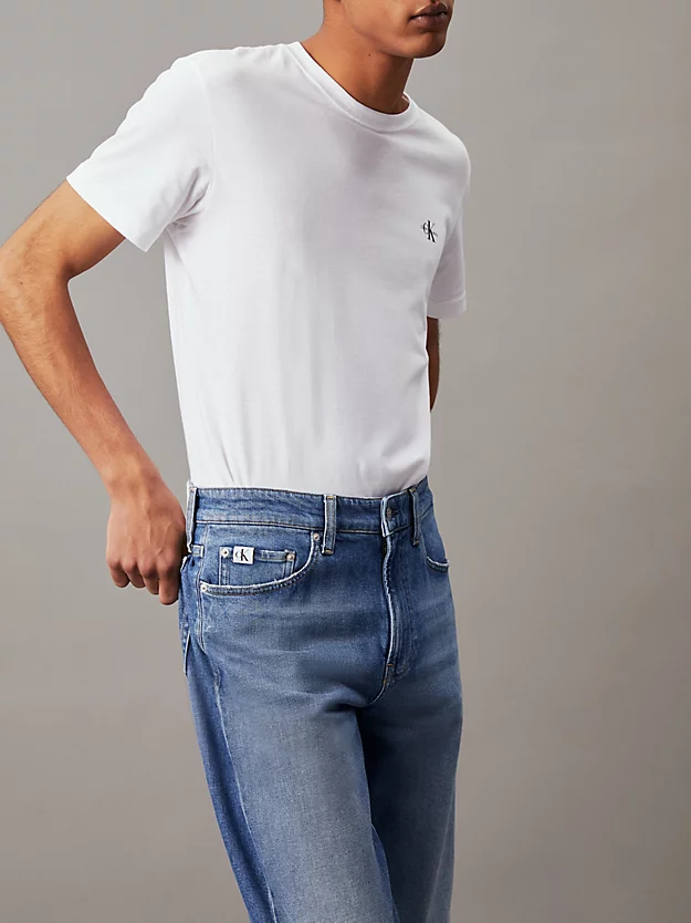 Calça jeans afunilada