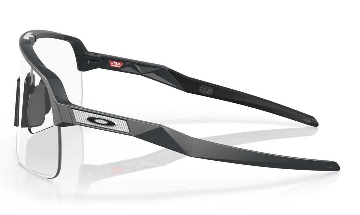 Oakley Sutro Lite Matte Carbon w/ Clear Photochromic