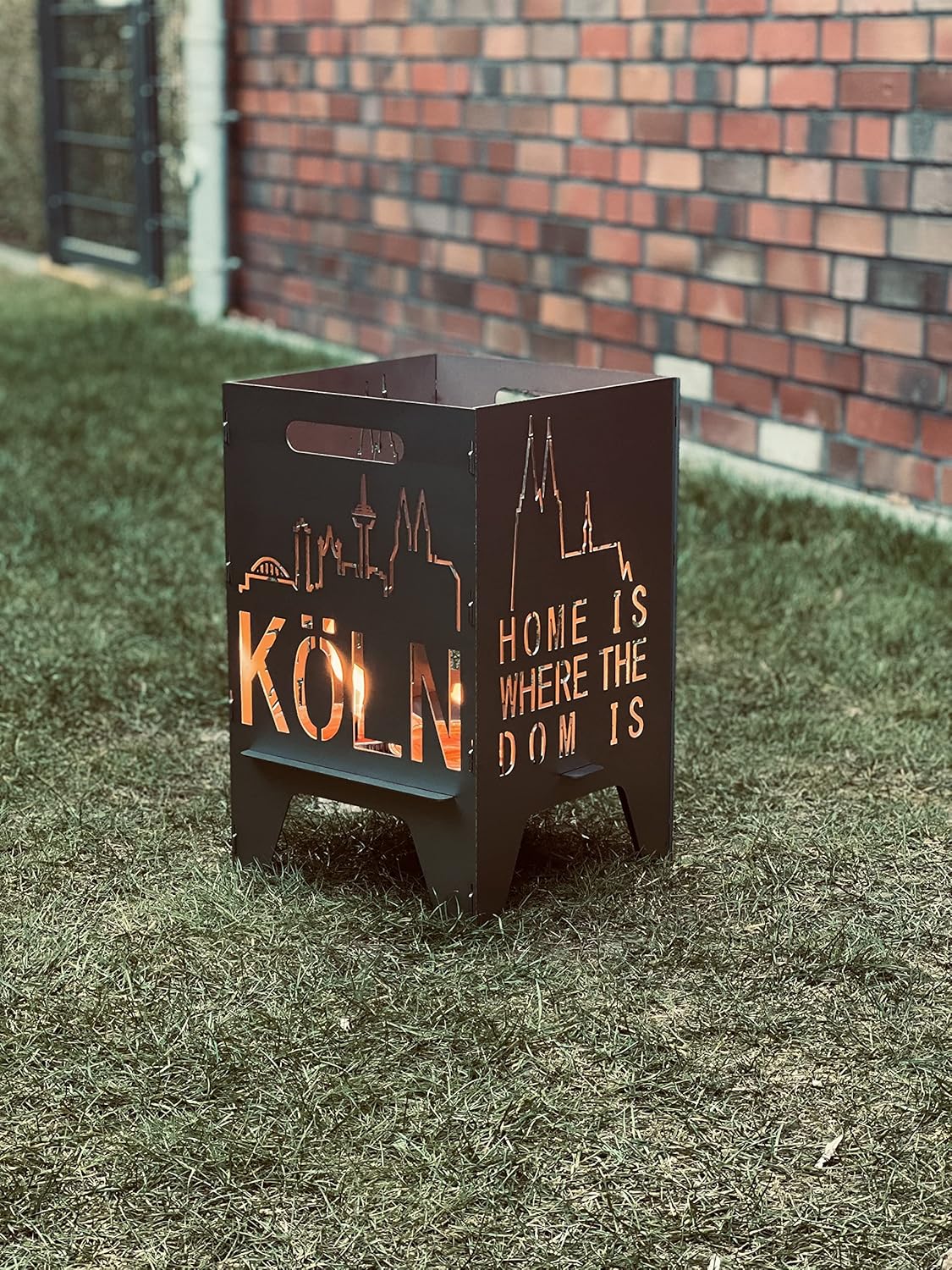 Feuertonne Mit Stadtmotiv | Stabiles Stecksystem Mit Tragegriffen | Robust & Aus Hochwertigem Stahl | Für Eine Knisternde Gemütlichkeit In Deinem Garten (50cm Köln)
