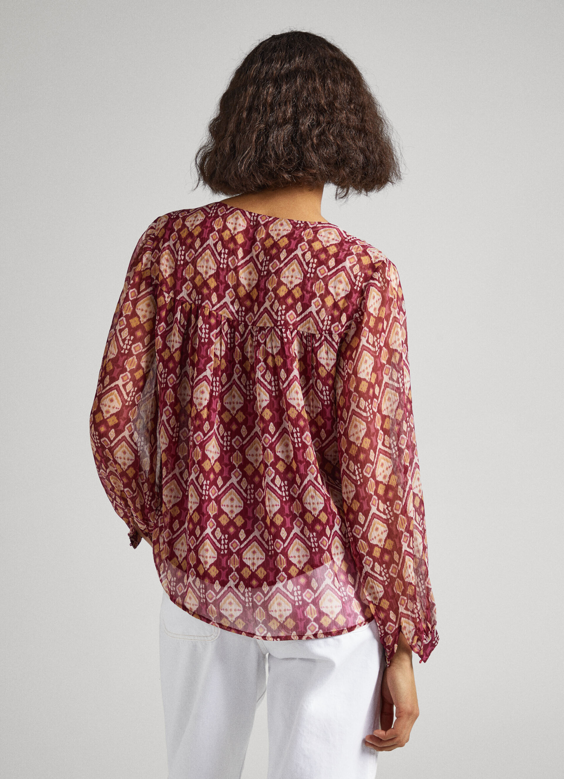 Blusa com decote em forma de fechadura - multicolorida
