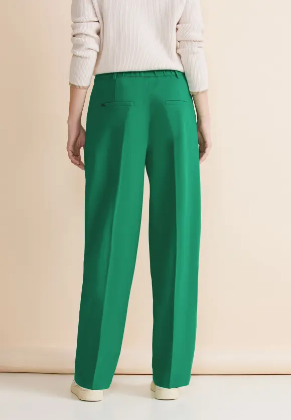Casual Fit Hose - fresh spring green