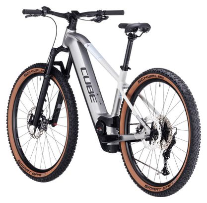 VTT Électrique Semi-Rigide Cube Reaction Hybrid SLT 750 Shimano XT 12V 750 Wh 27.5'' Argent Blanc Cream
