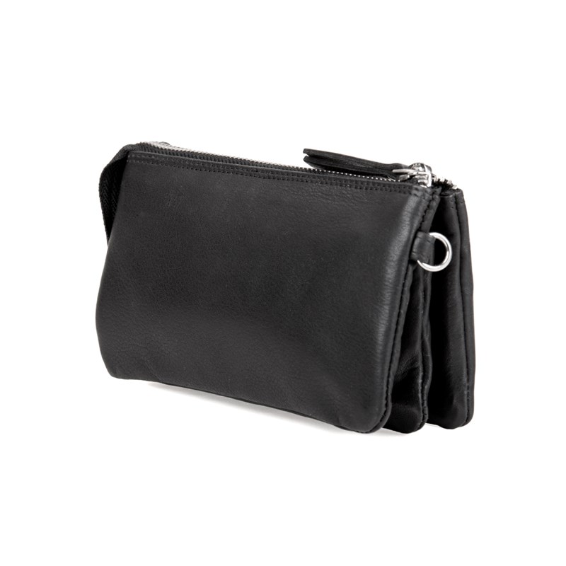Pia Ries<br>Clutch
