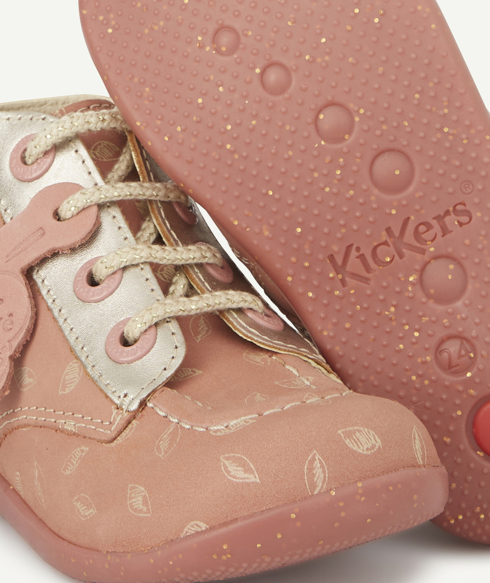 KICKERSBOTTINES BÉBÉ FILLE EN CUIR ROSE ET COULEUR ARGENTÉE AVEC FEUILLES