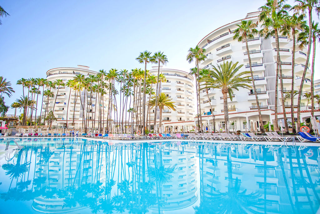 Fly & Go Servatur Waikiki Logies en ontbijt - Hotel