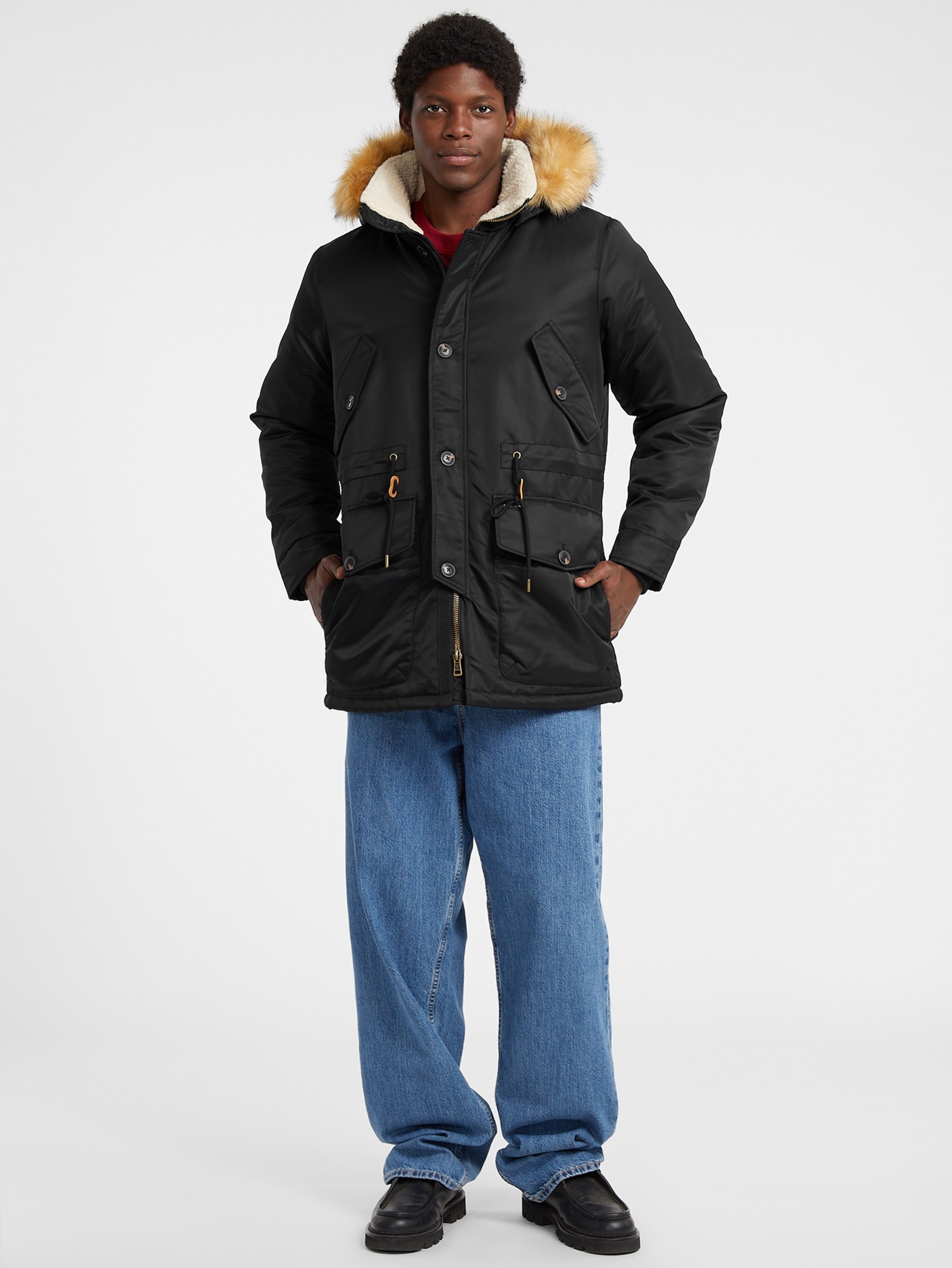 Parka com capuz em nylon