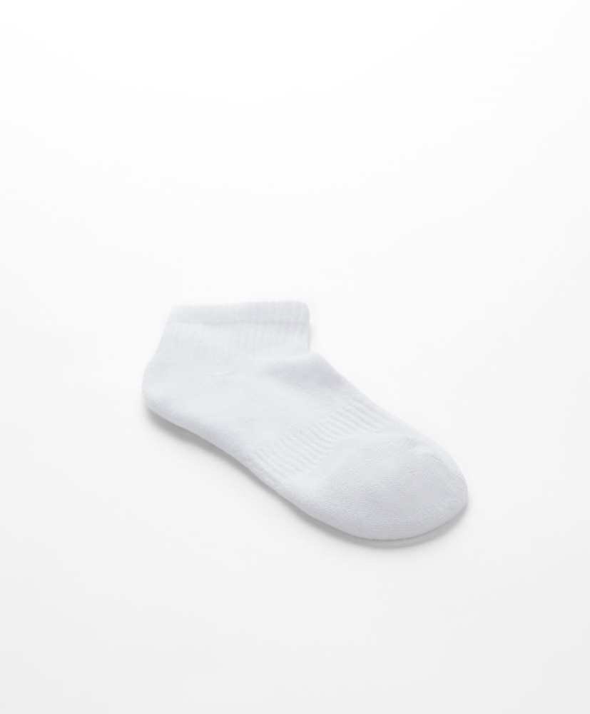 3 pares de meias esportivas de algodão.