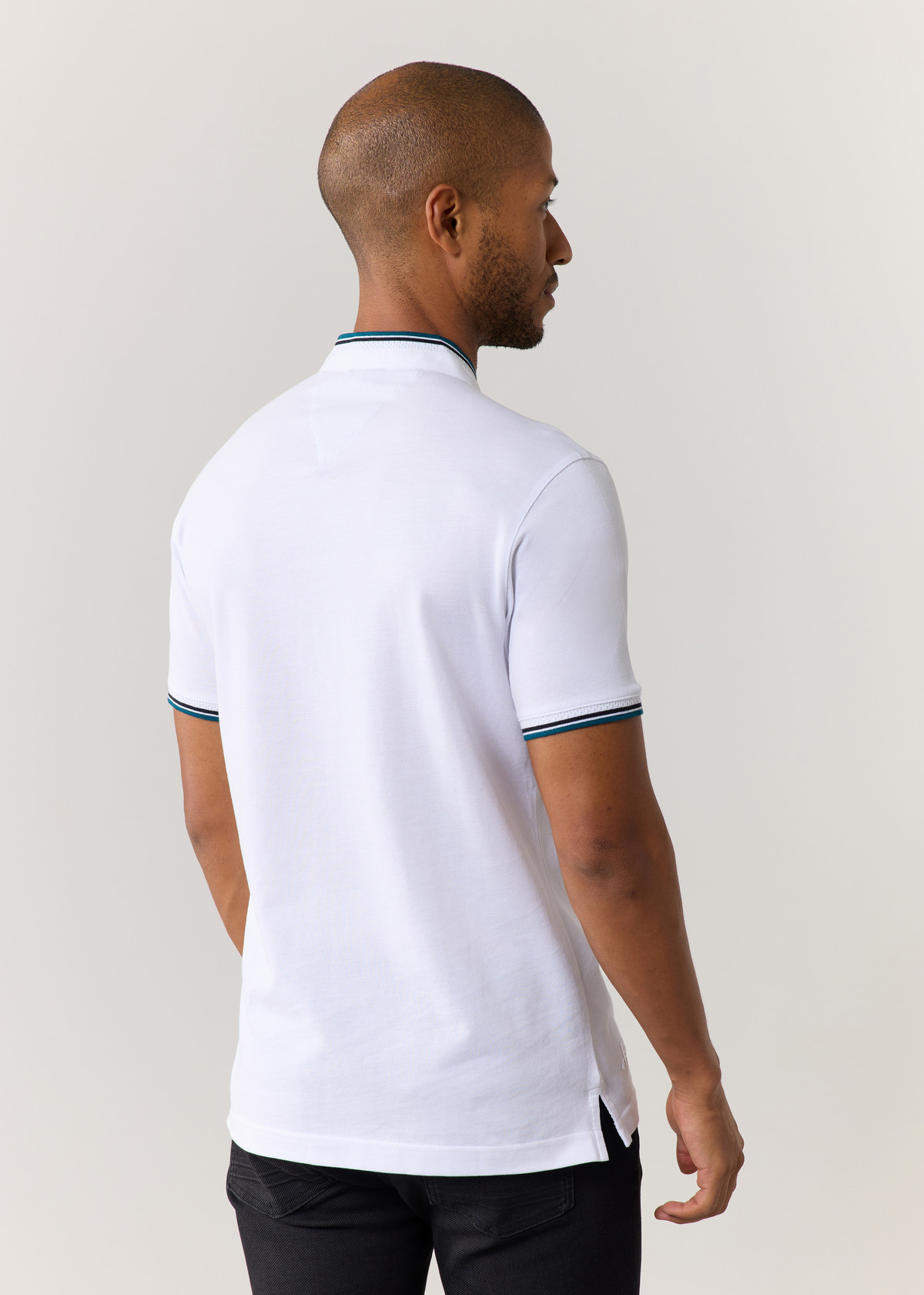 Polo manches courtes Slim en coton uni blanc à col officier