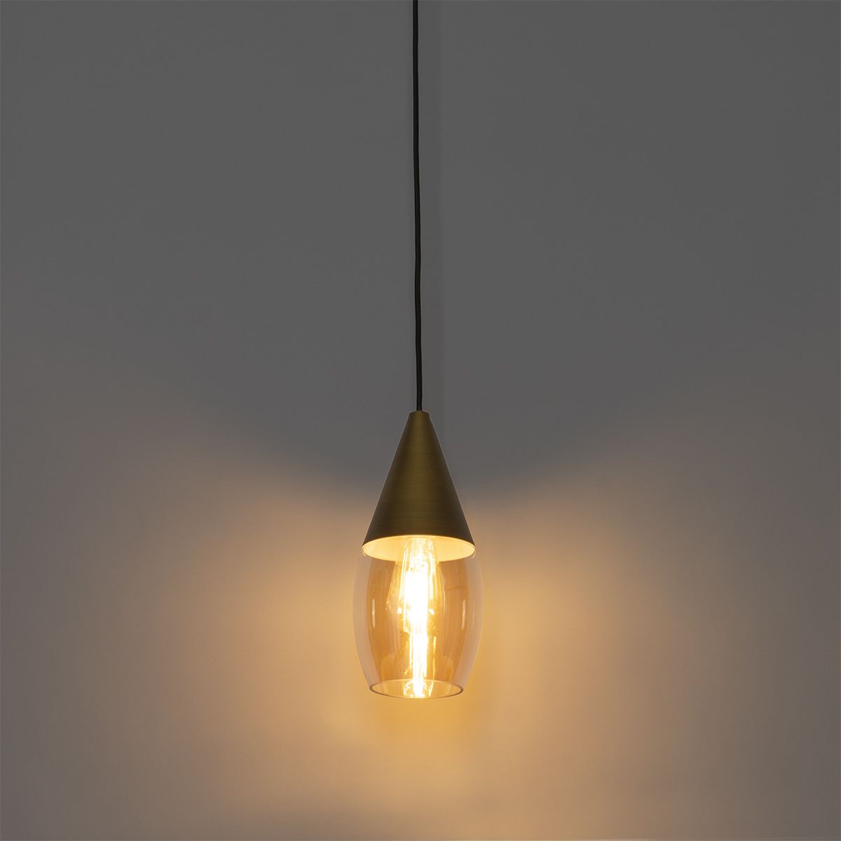 Moderne hanglamp goud met amber glas - Drop