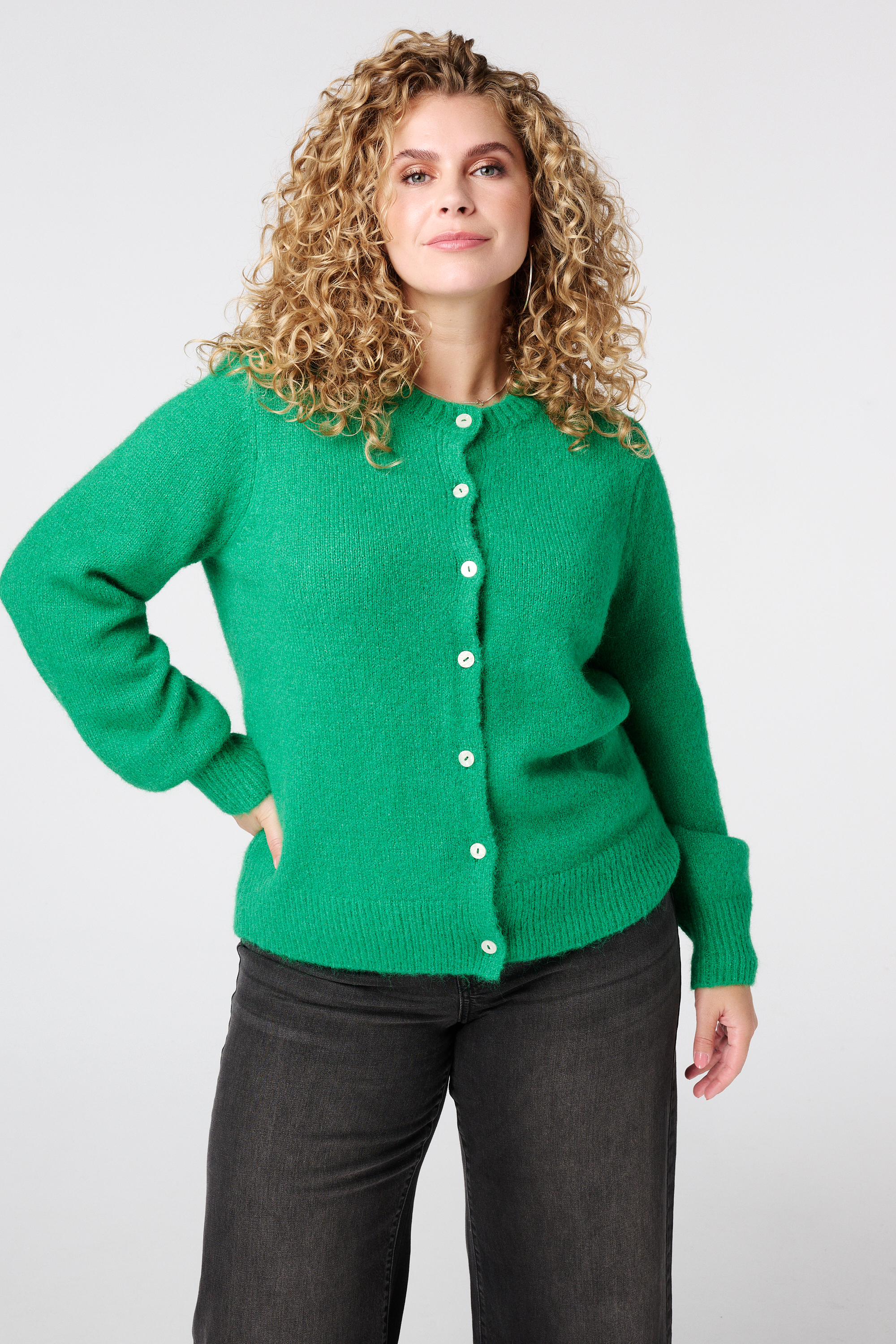 Fijn gebreid vest met knoopsluiting Fel groen