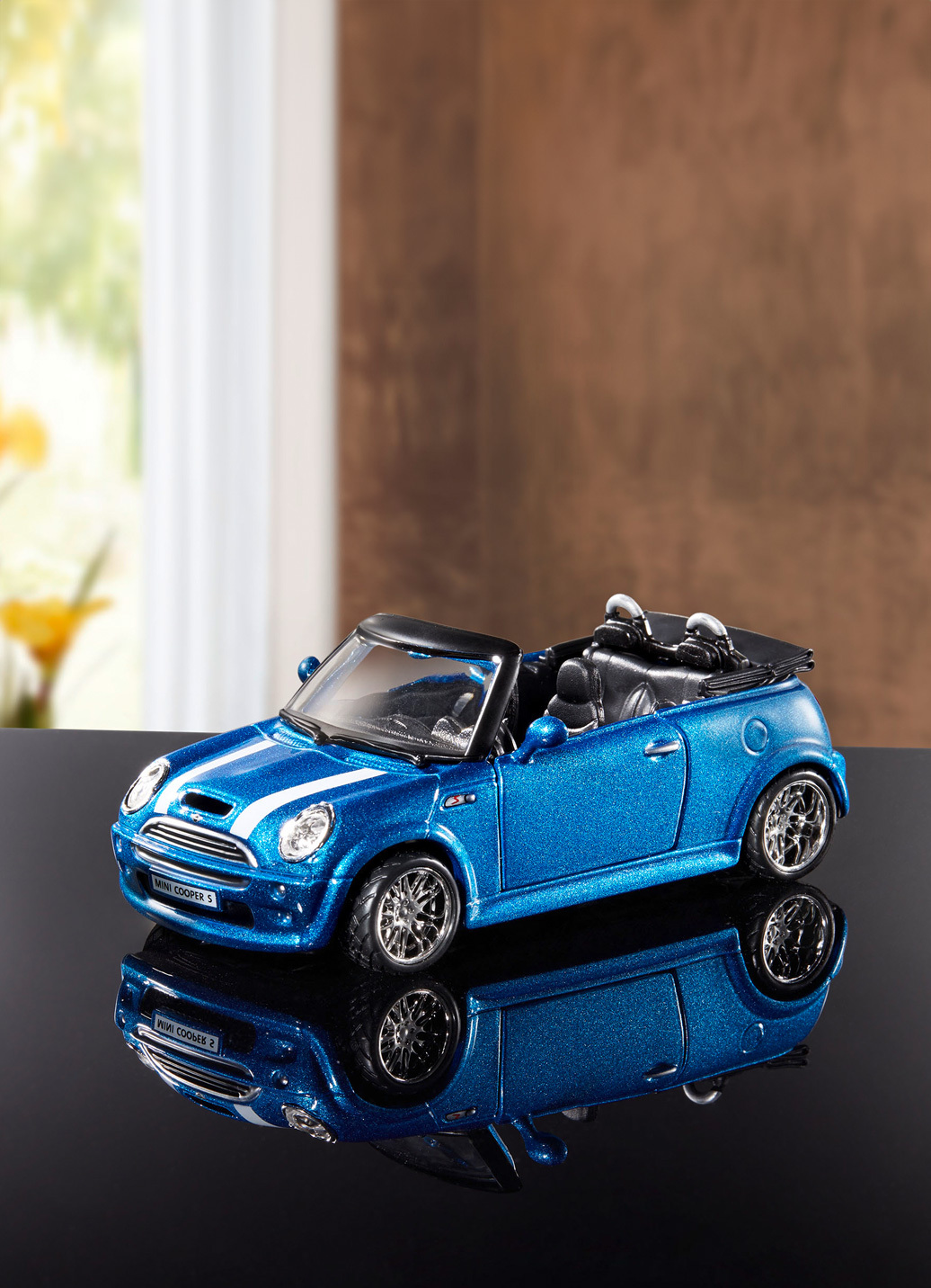 Mini Cooper S Cabrio von Bburago