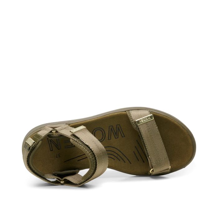 Line Sandal