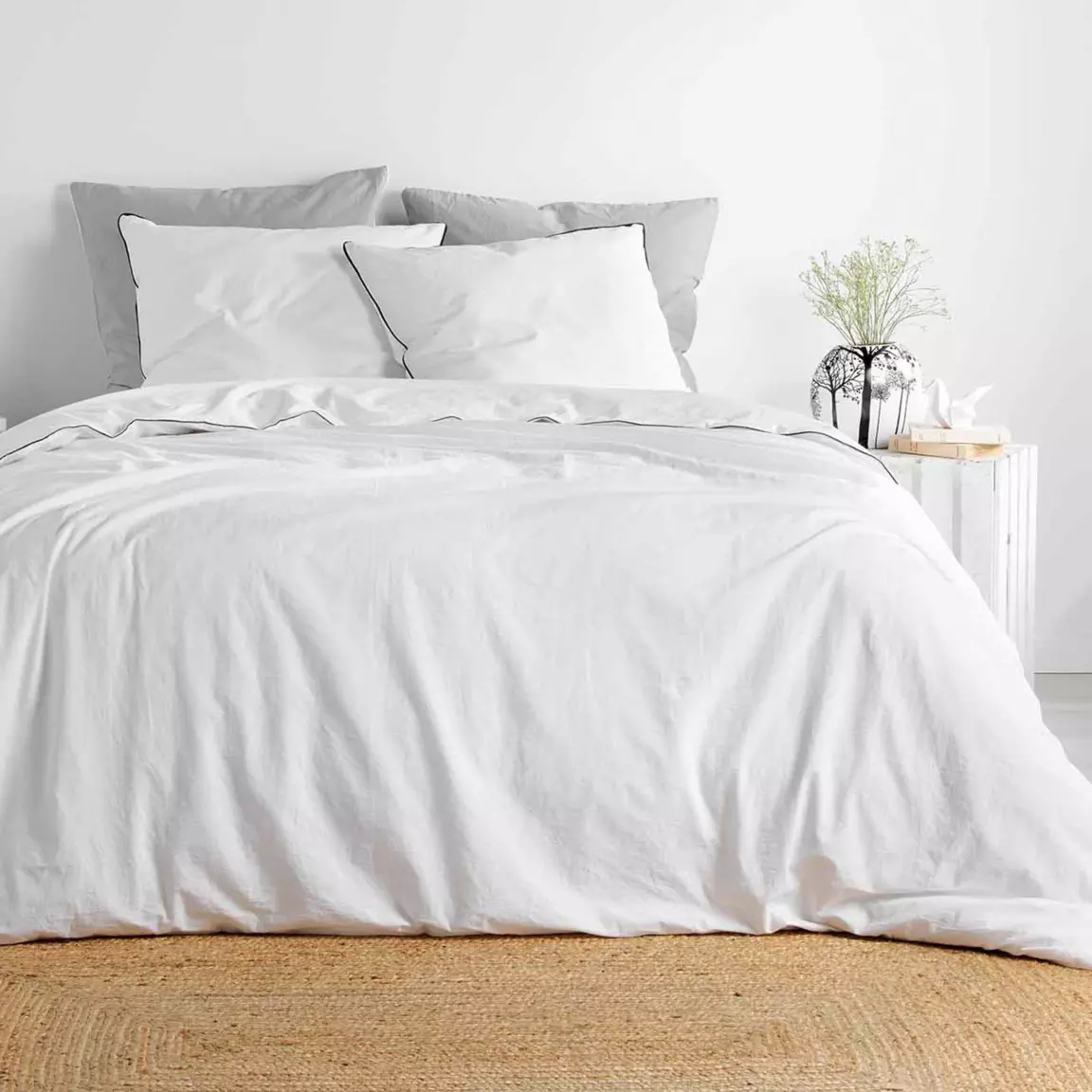 Housse de couette et deux taies coton lavé (240 x 220 cm) Linette Blanche