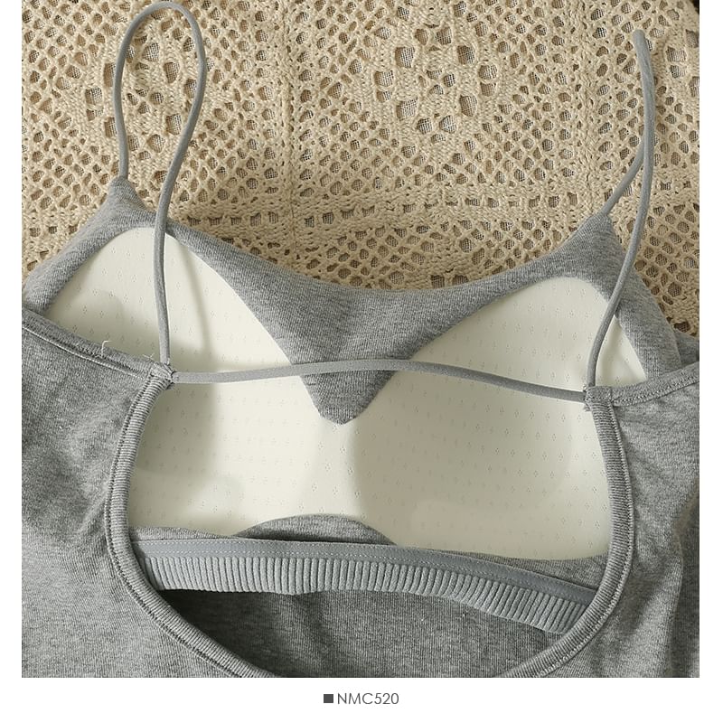 Lemongrass - Open-Back Effen Cami Top met Pads