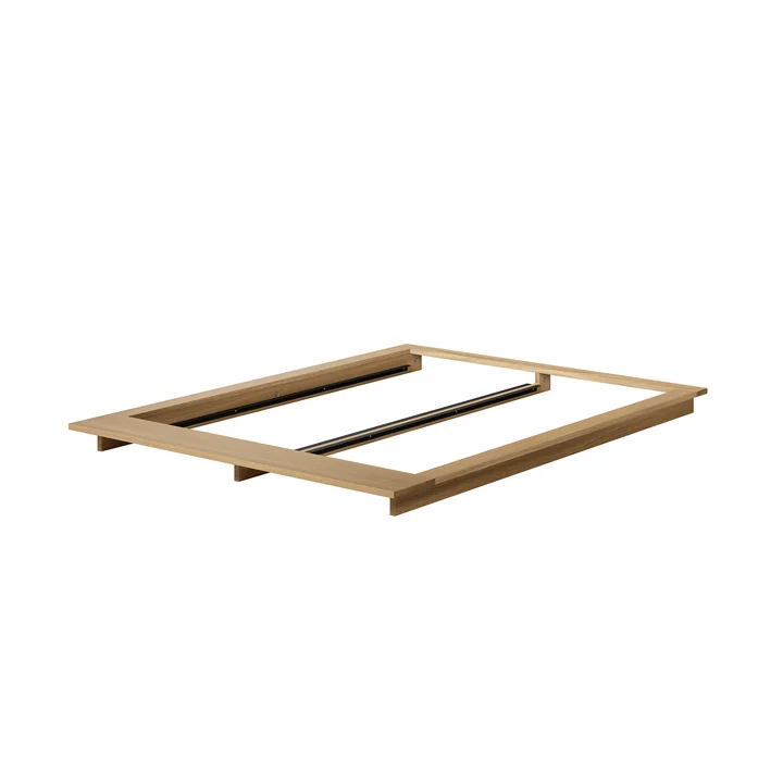 OUT Objekte unserer Tage - Faro Bett Medium, 160 x 200 cm, Eiche massiv gewachst