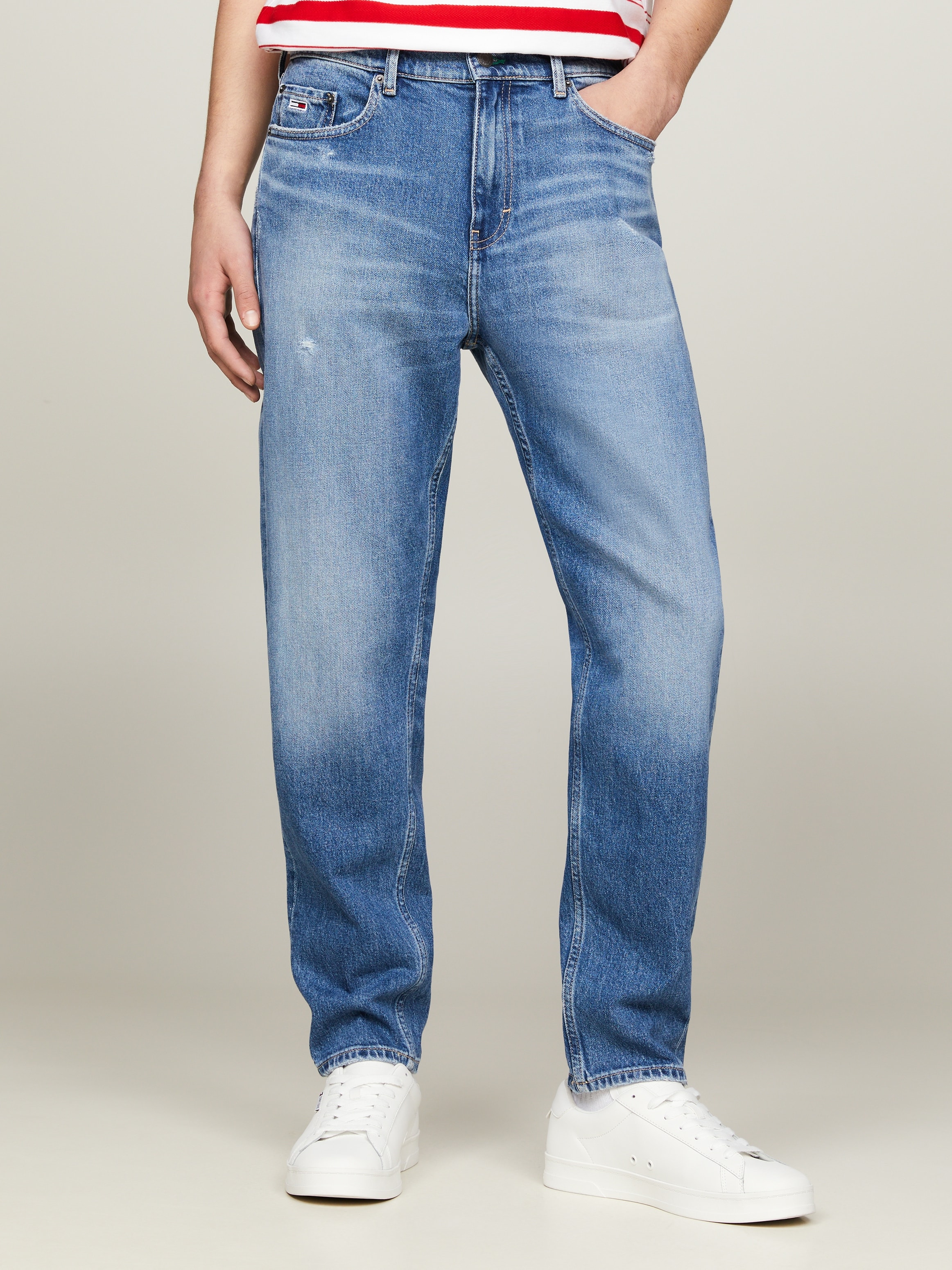 Tommy Jeans Tapered-fit-Jeans »Isaac Relaxed Tapered« im 5-Pocket-Style