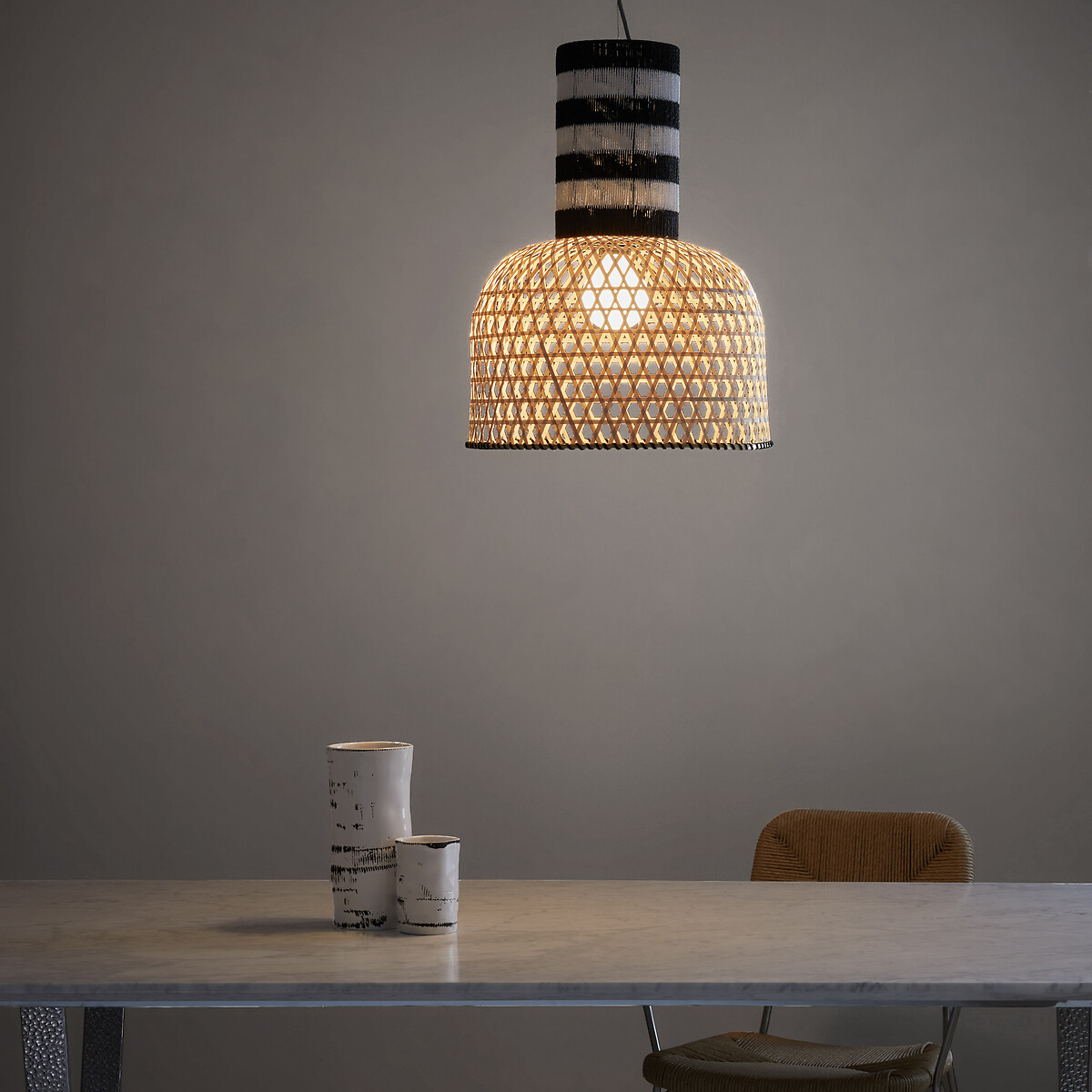 OTTO STUDIO PARA AM.PM<br>Luminária pendente Tribe em bambu e papel trançado