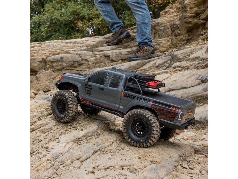 Axial Scale Crawler SCX10 III Base Camp ARTR, Grau Rockcrawler Basis Ausführung mit Spektrum