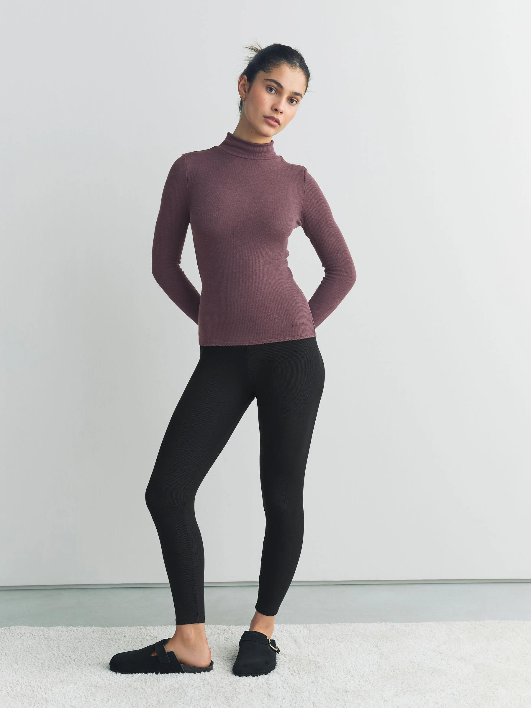 Paarsrood - Thermal Maximum Warmth Cosy Ribbed Roll Neck Top