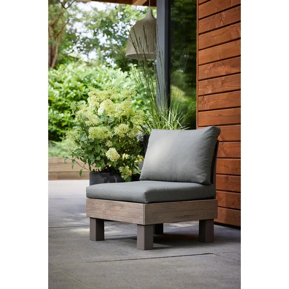 Keter Signature Elements Tuinstoel - met groene kussens - Cappuccino/Ashwood