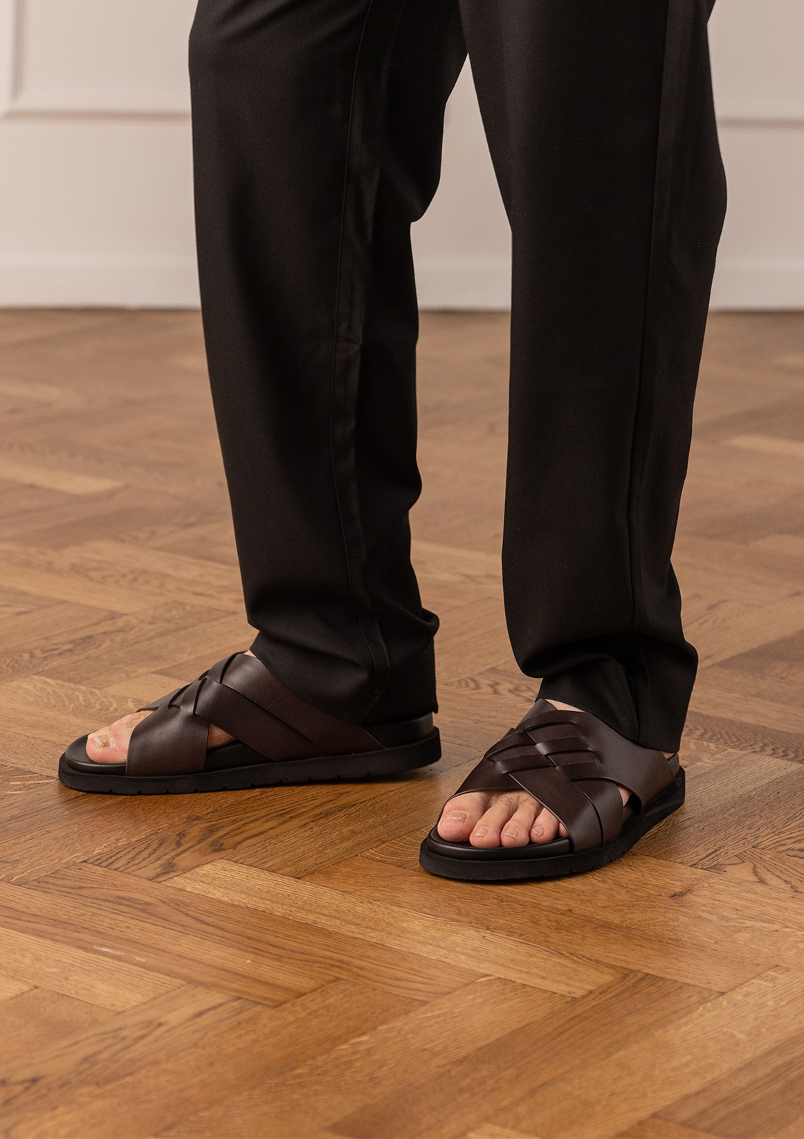 Zwarte leren slippers