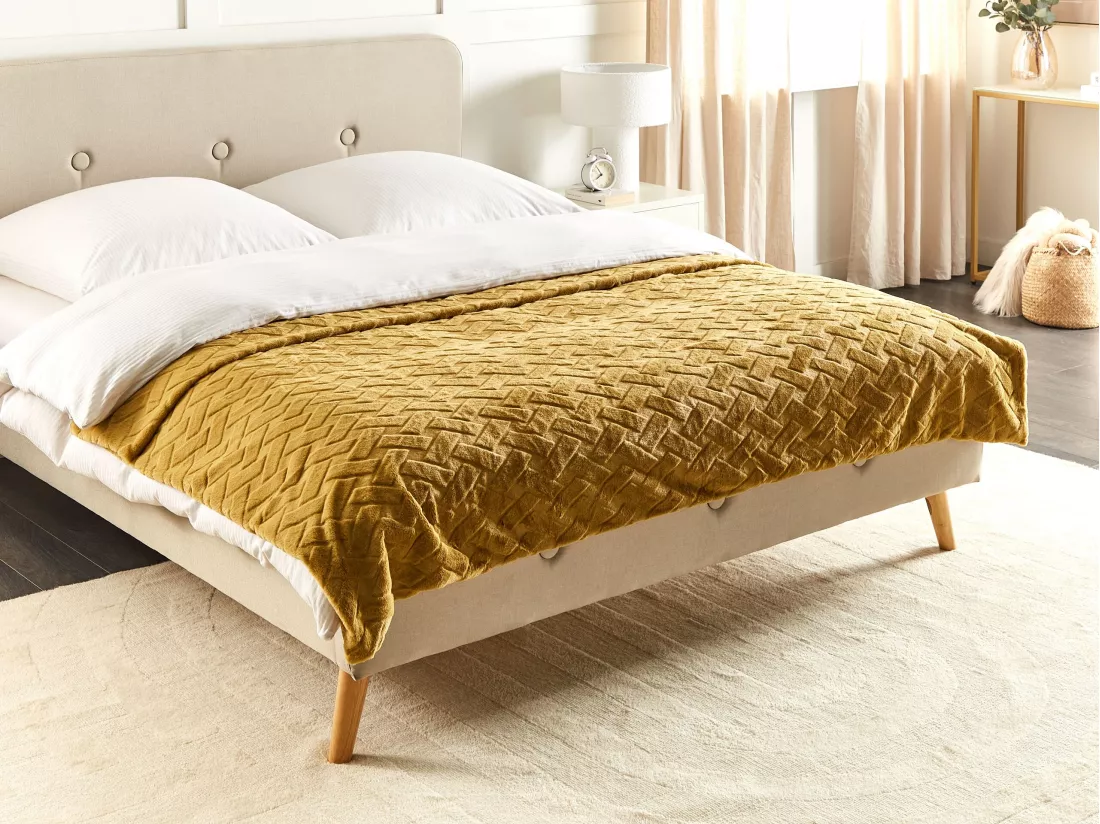Couvre-lits SITAPUR Fourrure synthétique 200 x 220 cm Moutarde