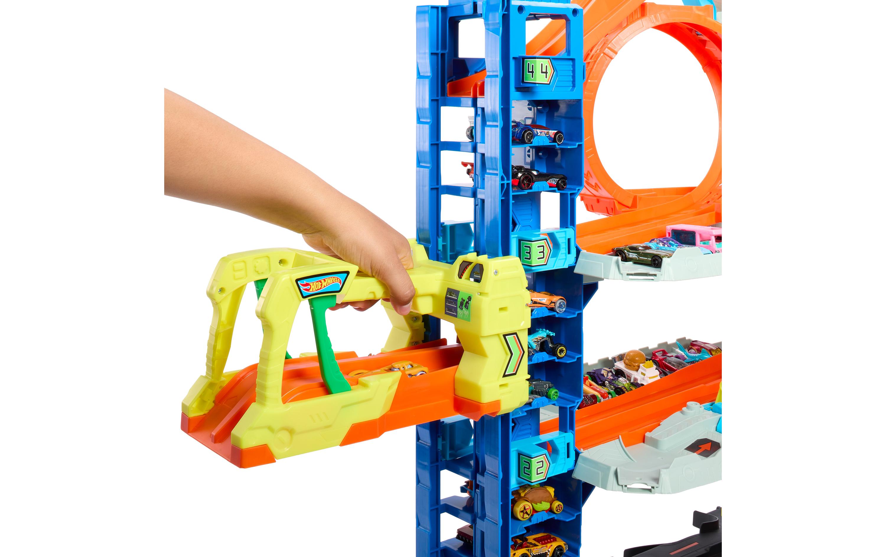 Hot Wheels City Ultimate Garage 2023<br>Parkhaus-Spielset auf vier Ebenen