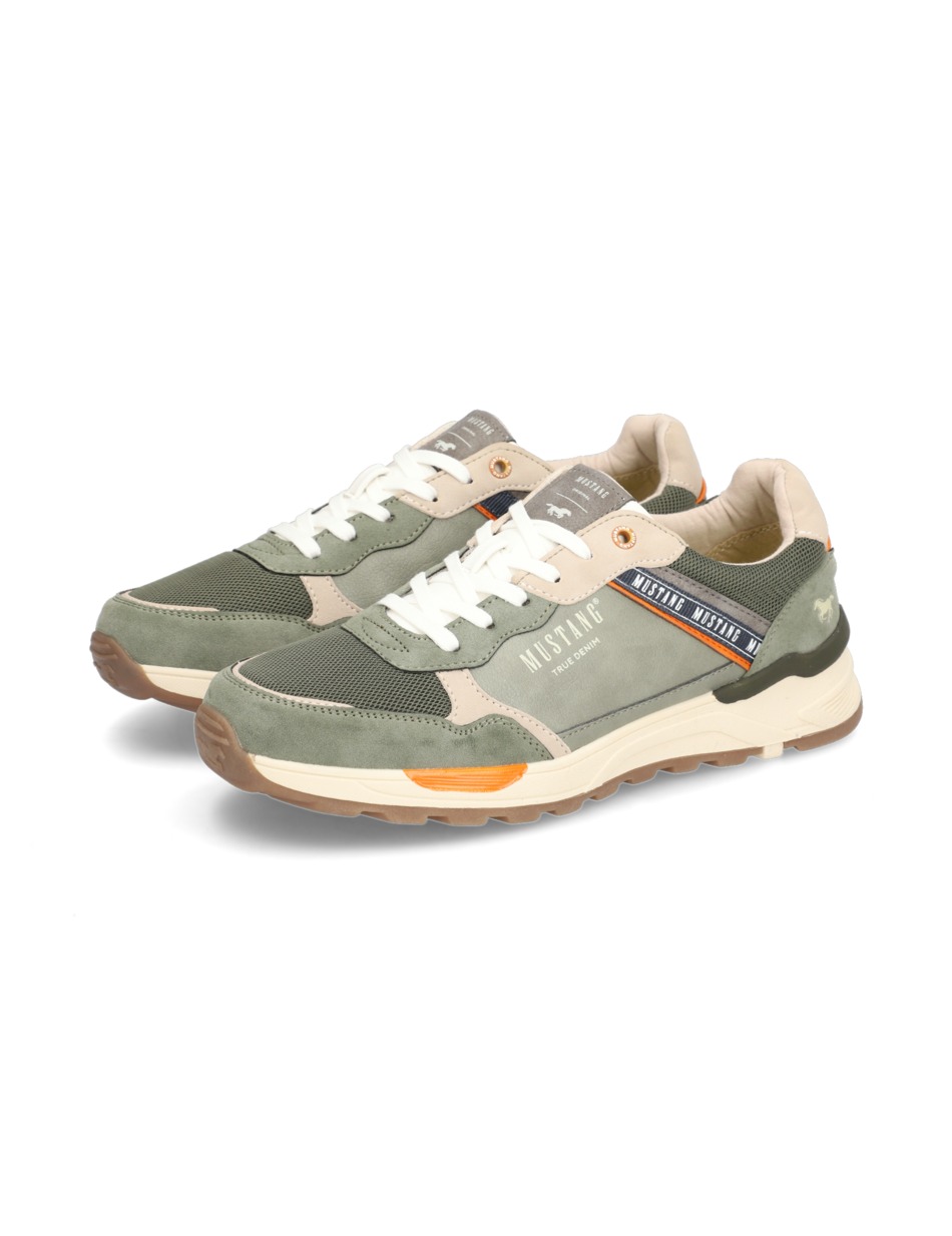 Sneaker