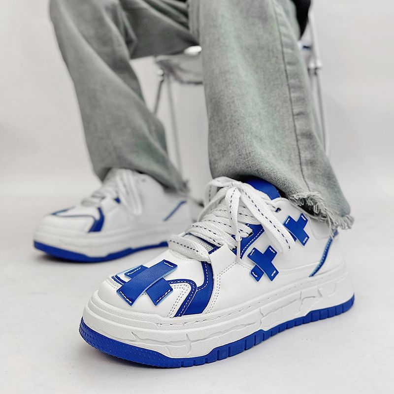 Tanzanite - Cross Applique veterschoenen