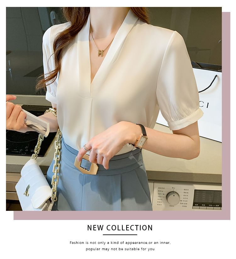 Hanji - Blouse met korte mouwen en V-hals