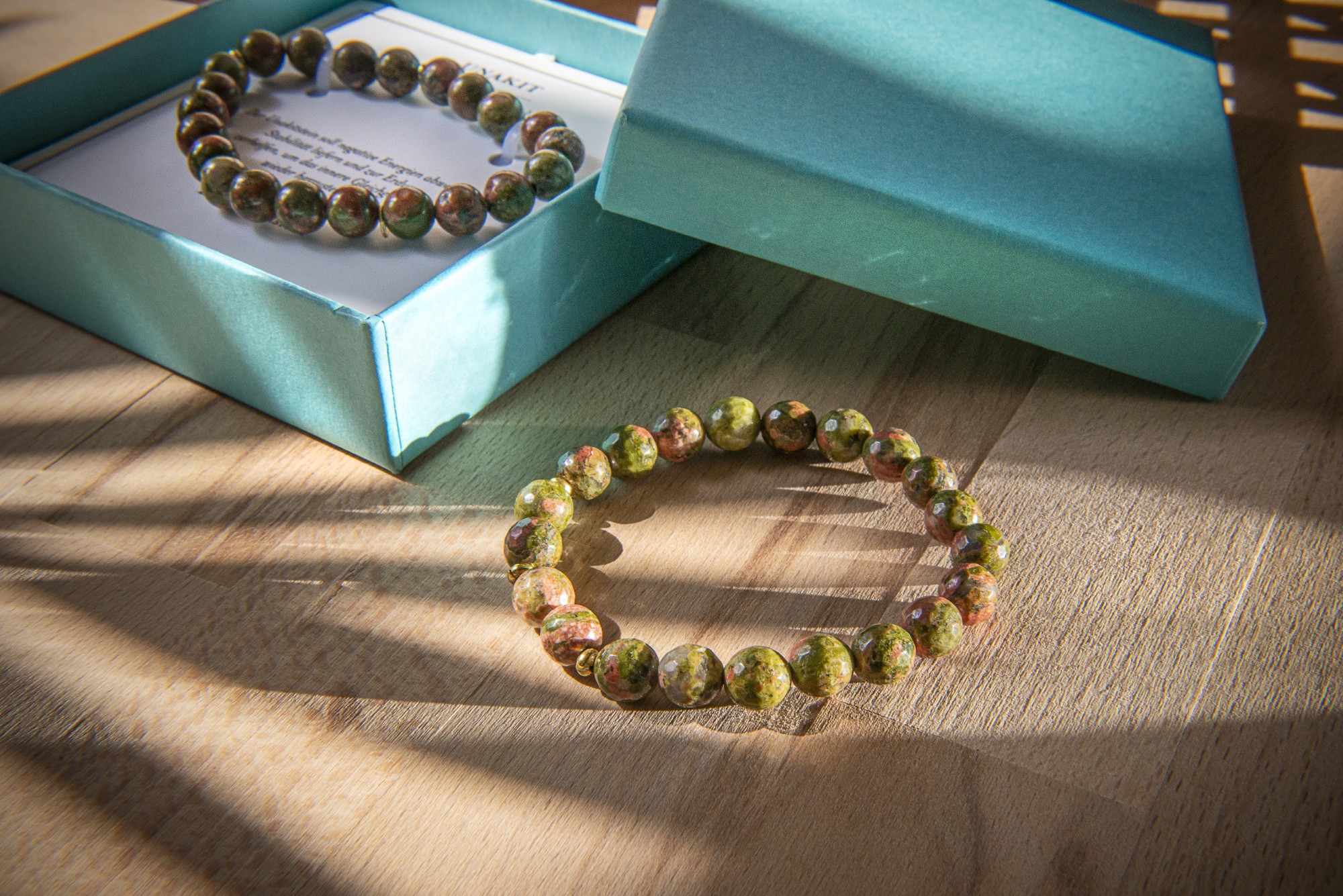 Armband 'Unakit', Unakit- und Messing-Perlen in Geschenkbox günstig bestellen