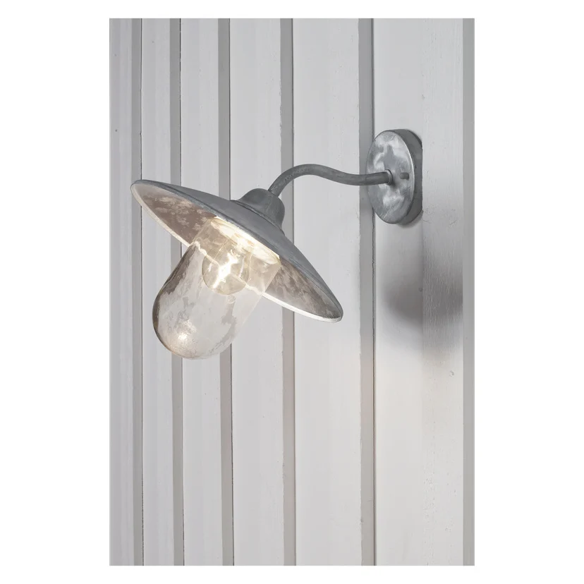 Vegglampe IP44 E27