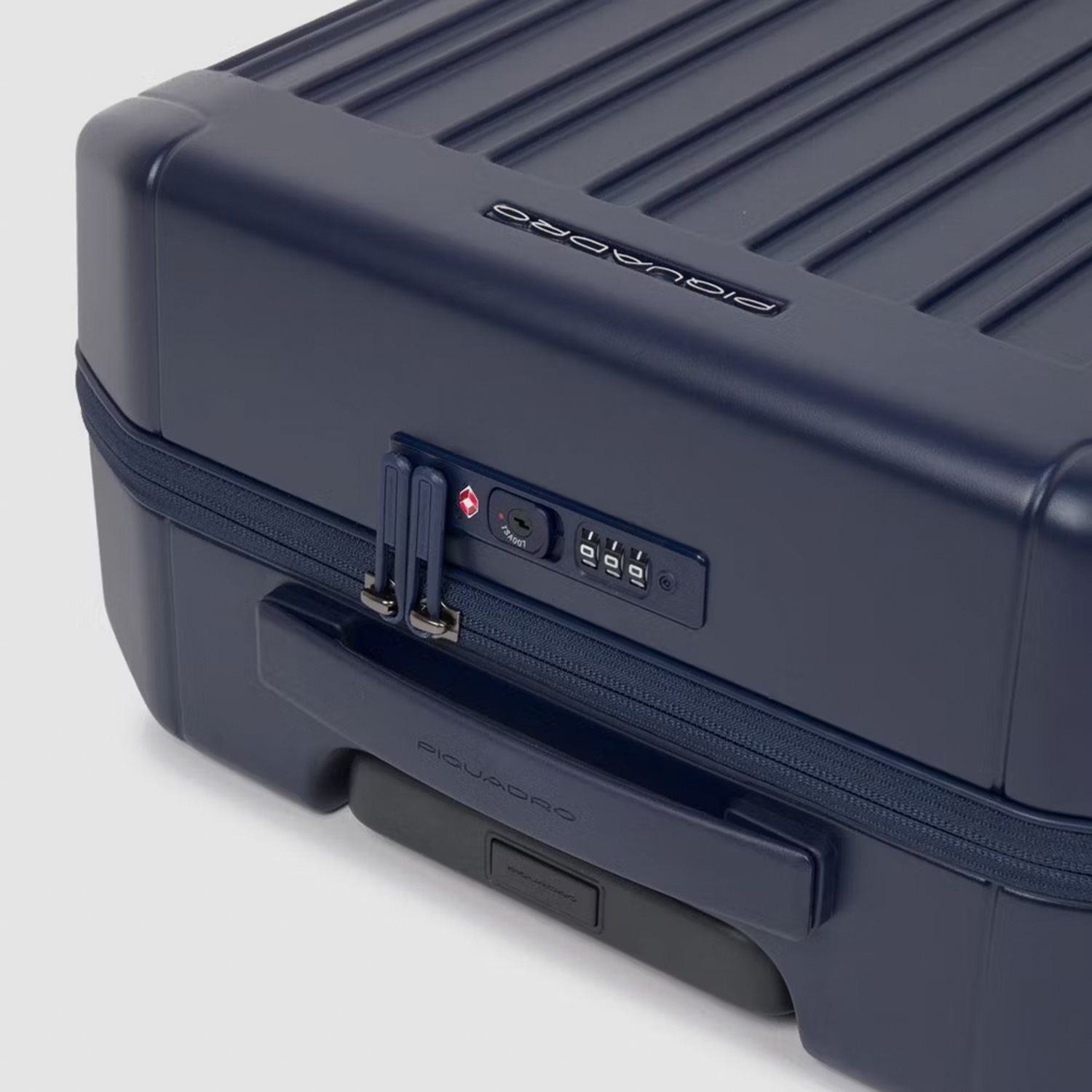 Piquadro PQ-Light Cabin Trolley 55 cobalt blue