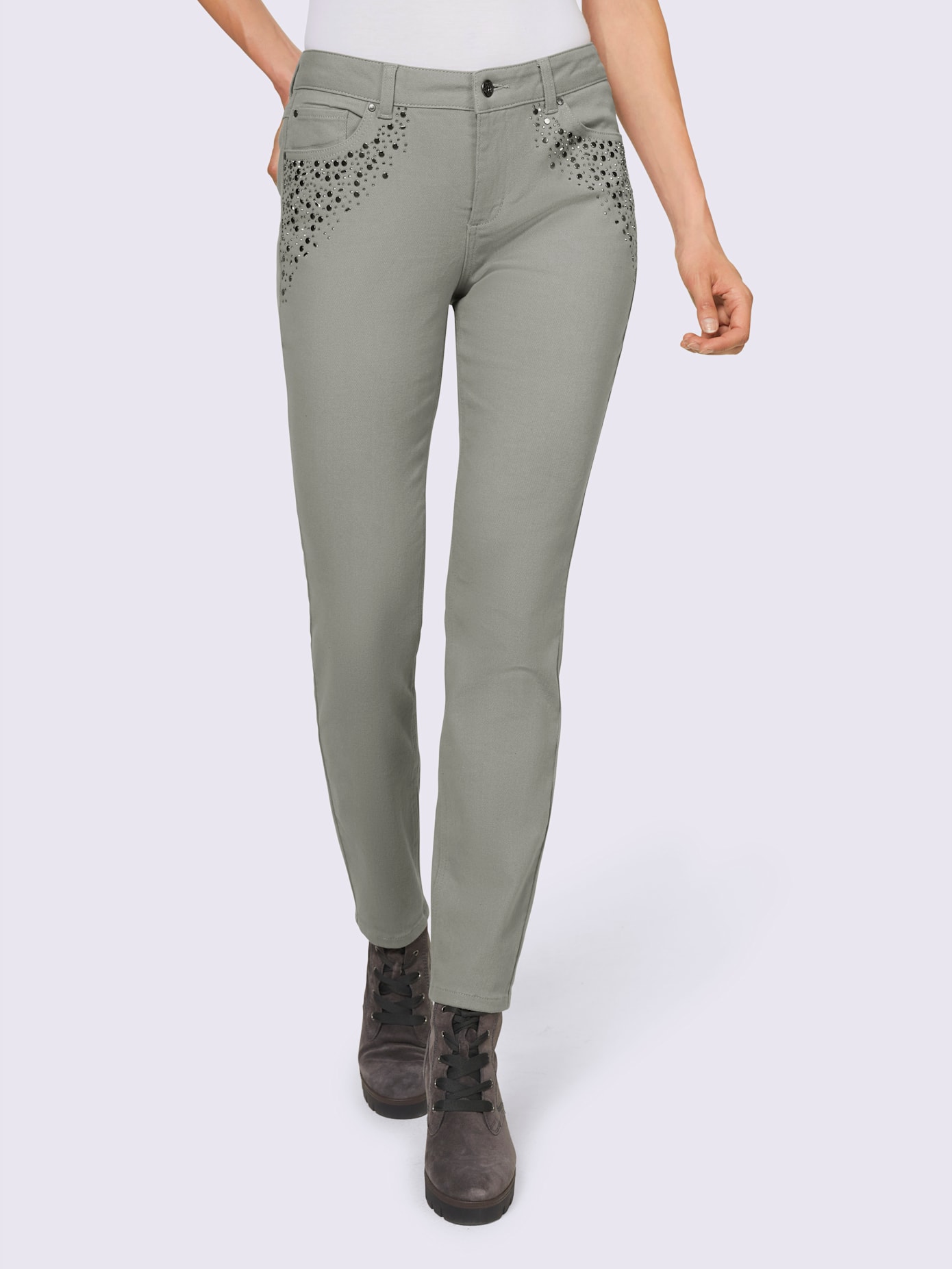 Pantalon pierres brillantes sur les poches