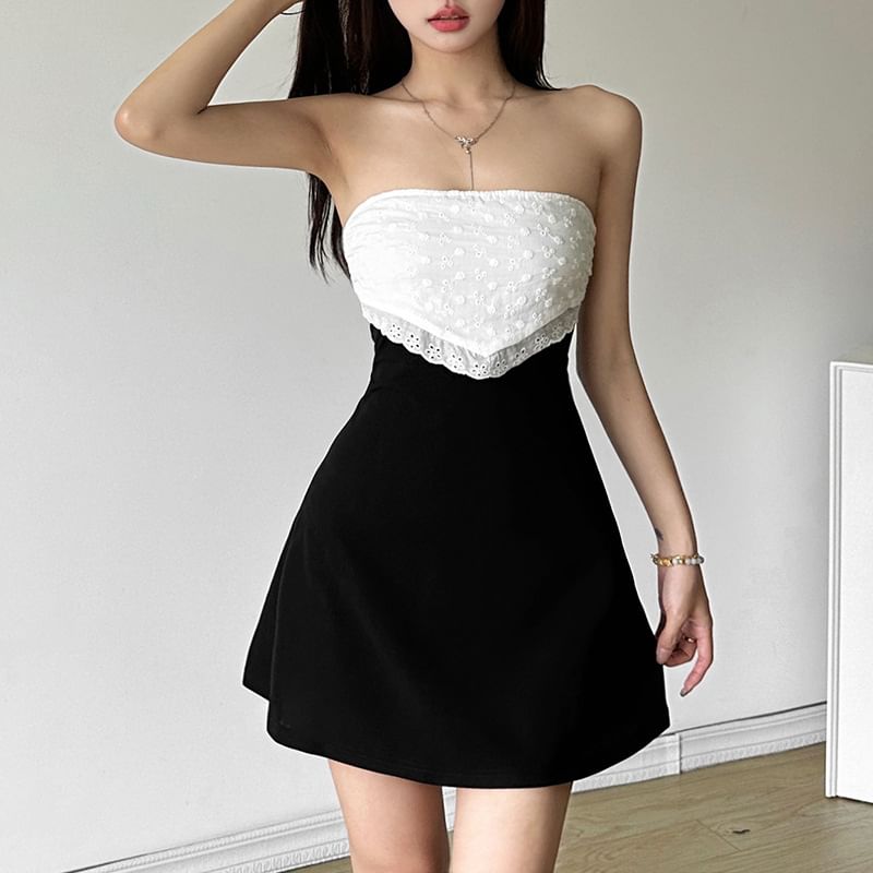 Sugarcoat - Set: Effen mini A-lijn buisjurk + Effen geborduurde crop top