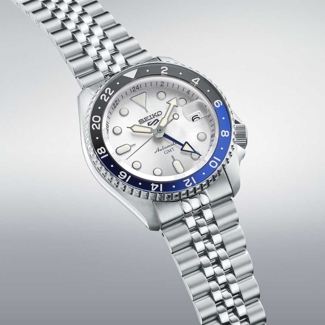 Seiko 5 Sports GMT Silver Cloud SKX Re-Interpretation