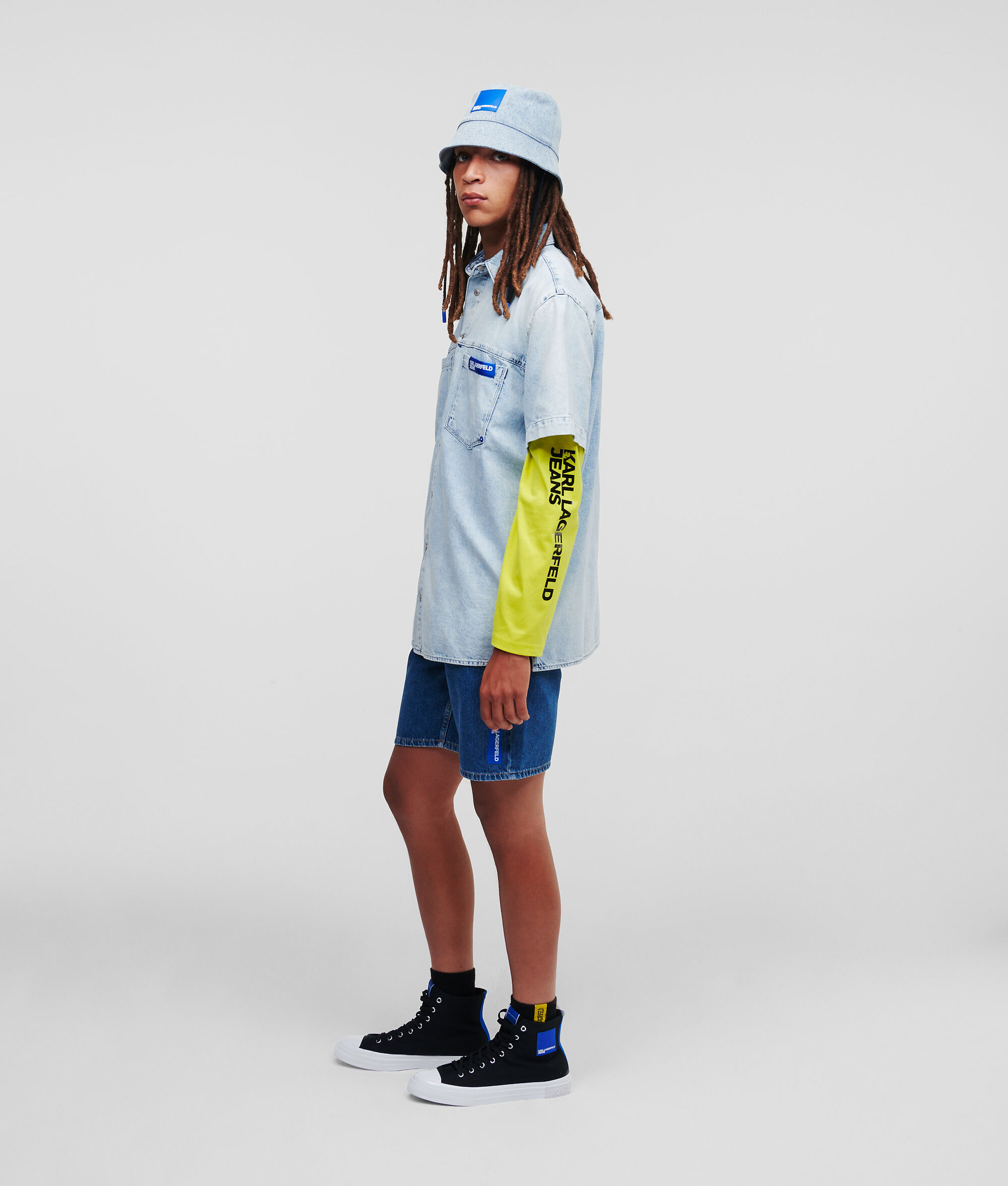CHEMISE EN DENIM À MANCHES COURTES KLJ