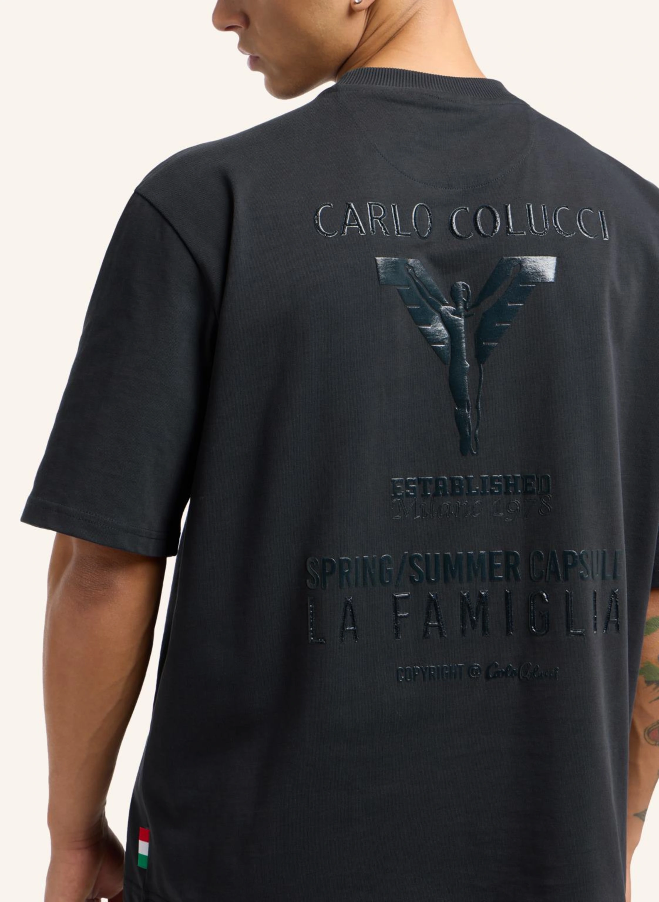CARLO COLUCCI Oversize T-Shirt - La Famiglia DONNER