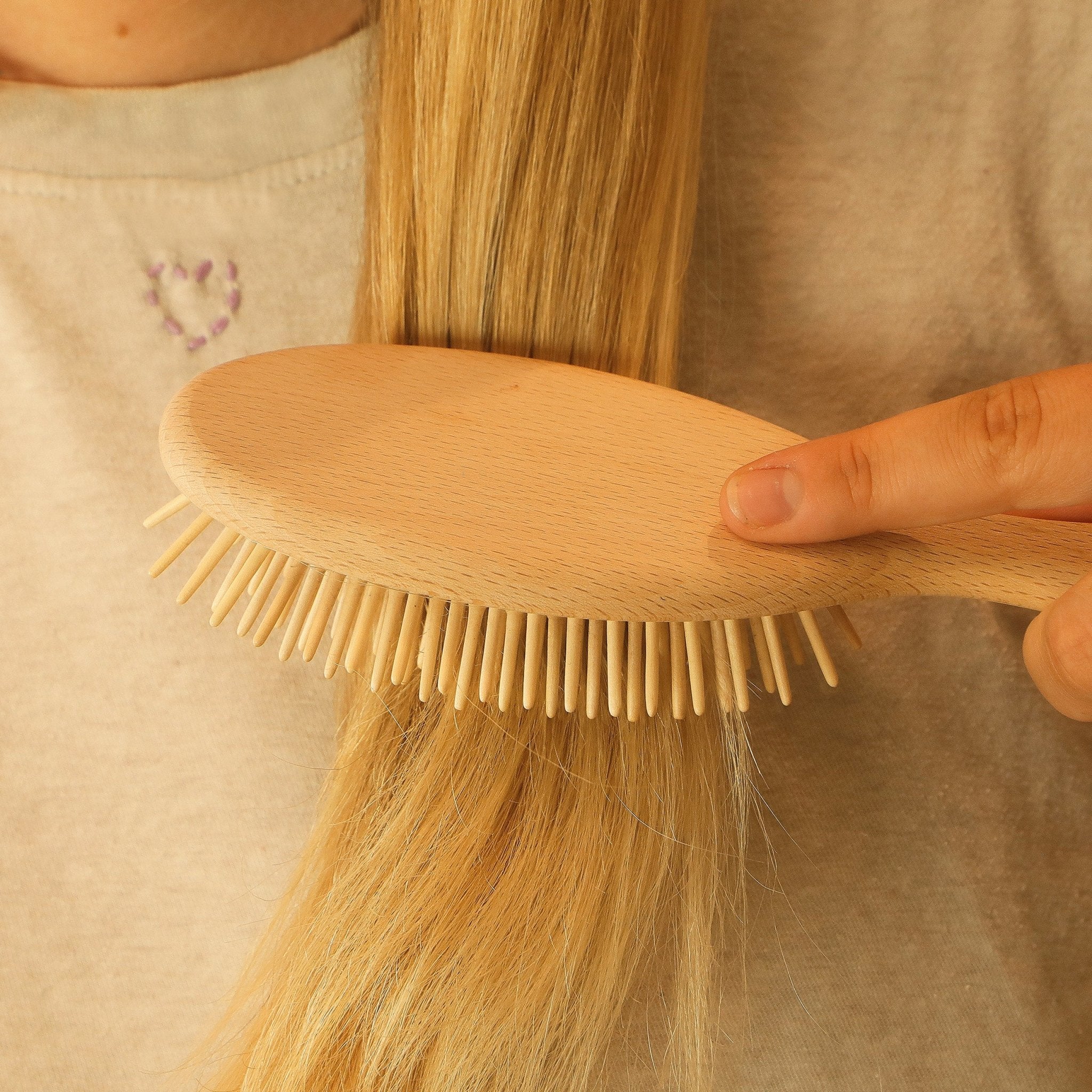 Brosse à cheveux en bois de hêtre