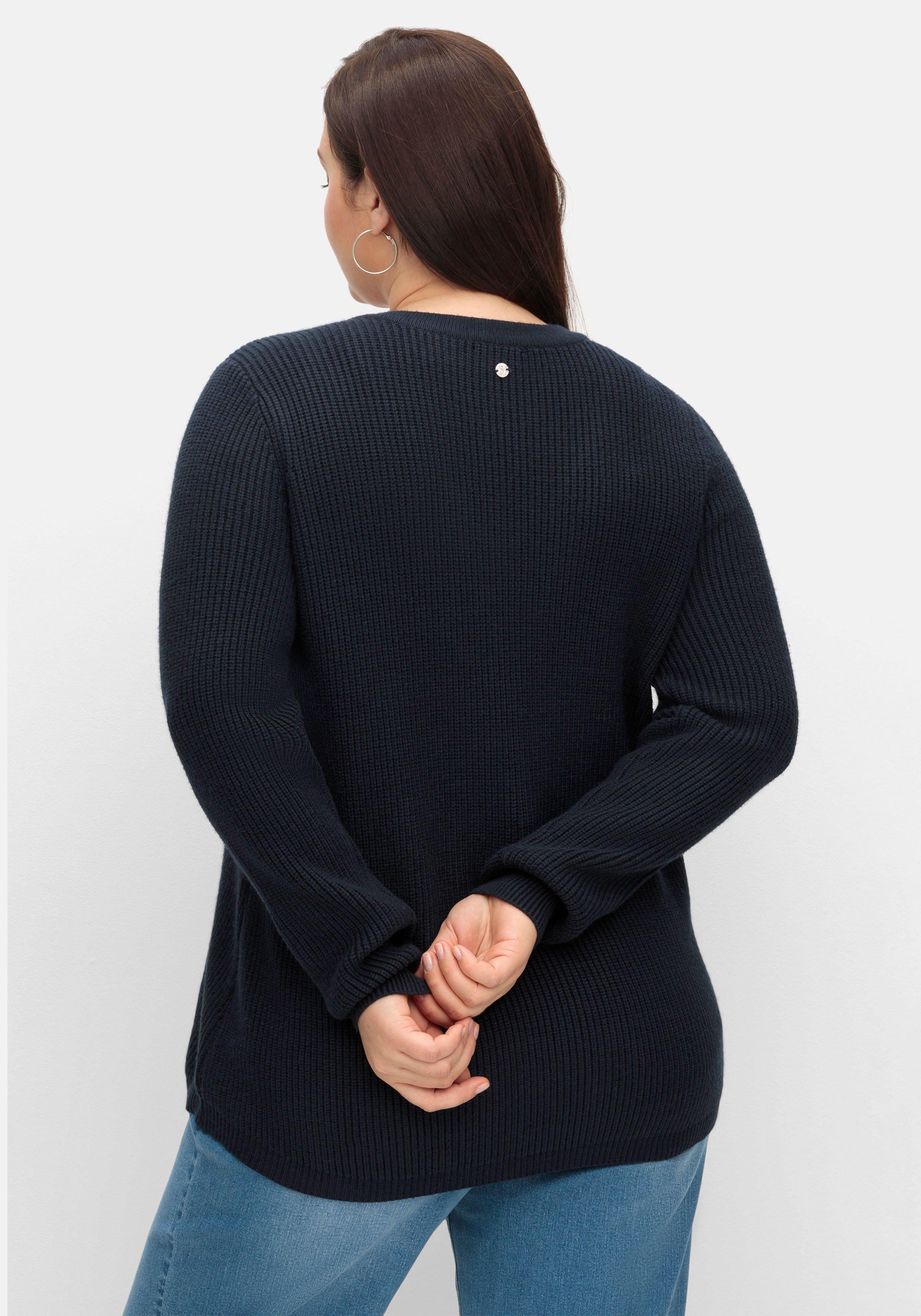 Pullover im Patentstrickmuster, in leichter A-Linie