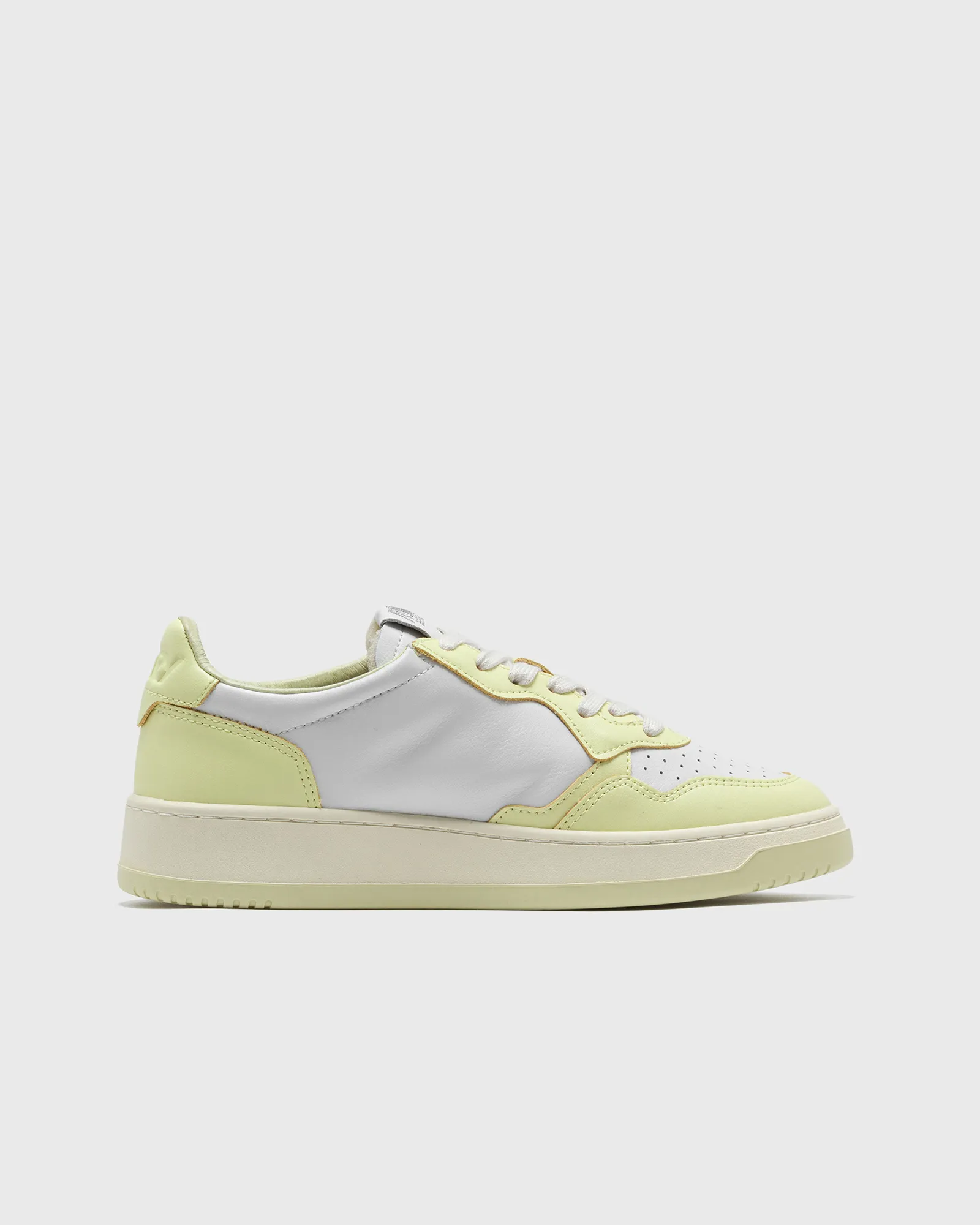 Autry Action Shoes WMNS MEDALIST LOW