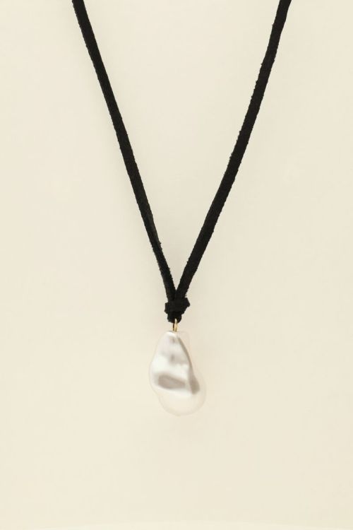Zwarte koord ketting met parel