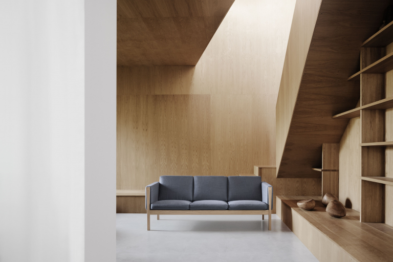Carl Hansen & Son CH163 bank geolied walnoot Thor 301 leer