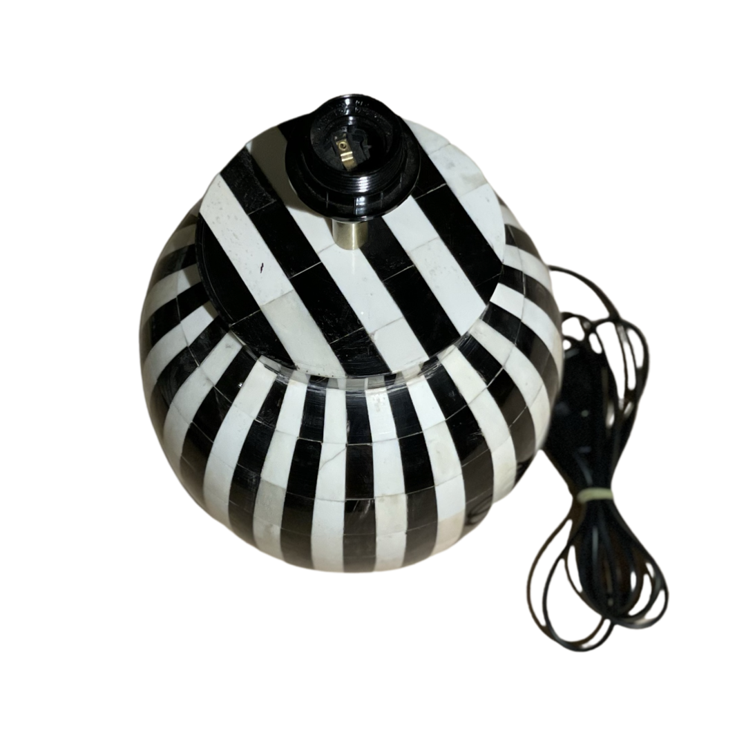 Lampvoet Bone zwart/wit Lampvoet Zw/Wit Been 20x20x27