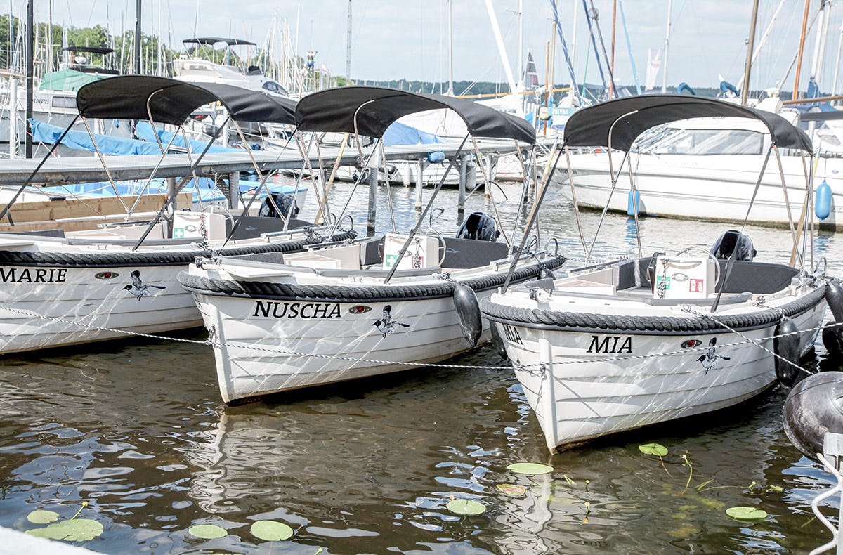 15 PS Motorboot mieten Berlin | myadys