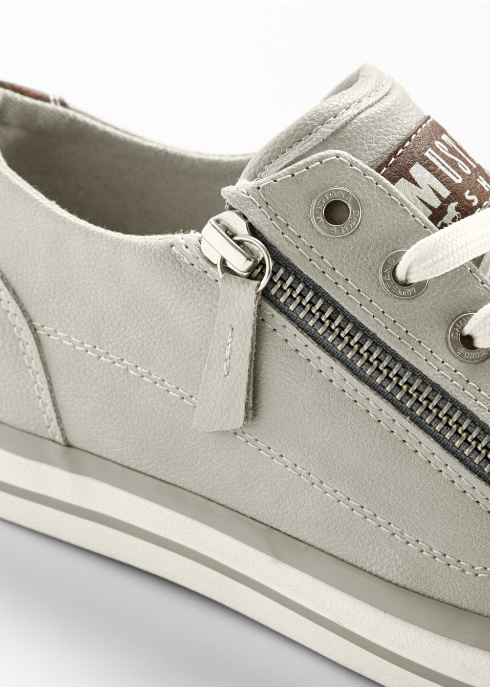 Sneakers de Mustang