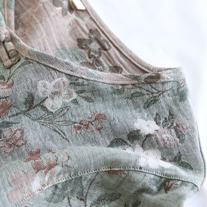 Somnus - Pyjamajurk met lange mouwen, ronde hals, bloemenprint en kikkersluiting