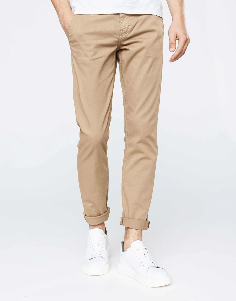 Chino casual beige sable