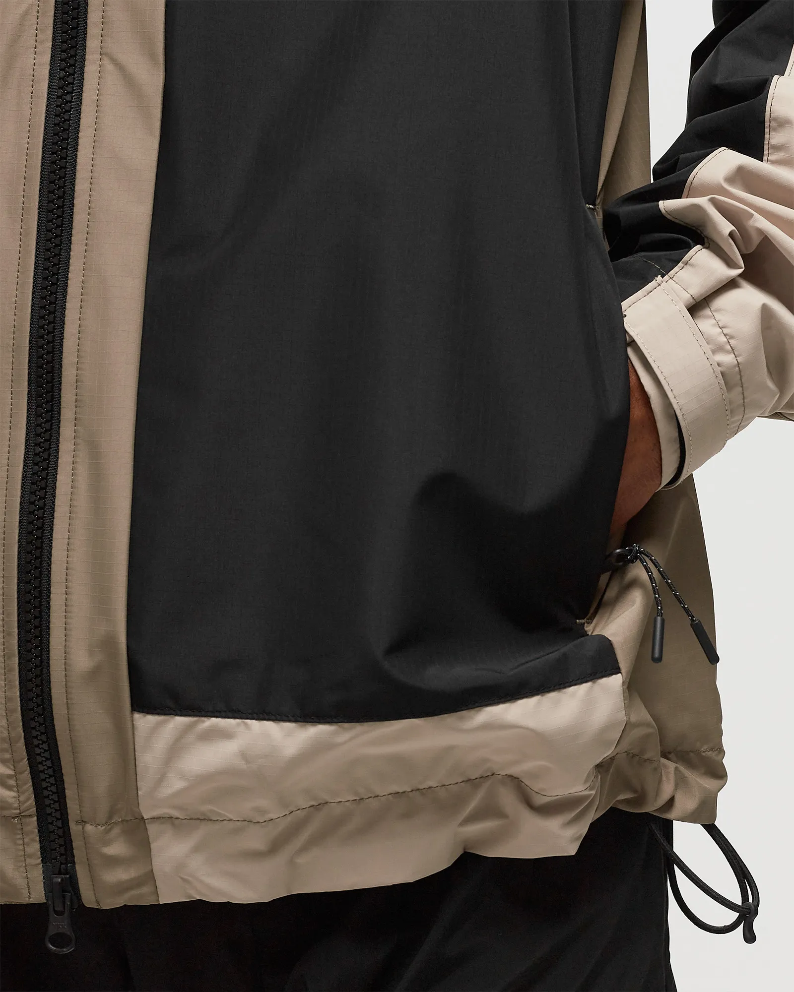 BSTN Brand LIGHT TRAINING JACKET
